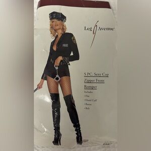 Halloween costume leg avenue sexy cop small medium